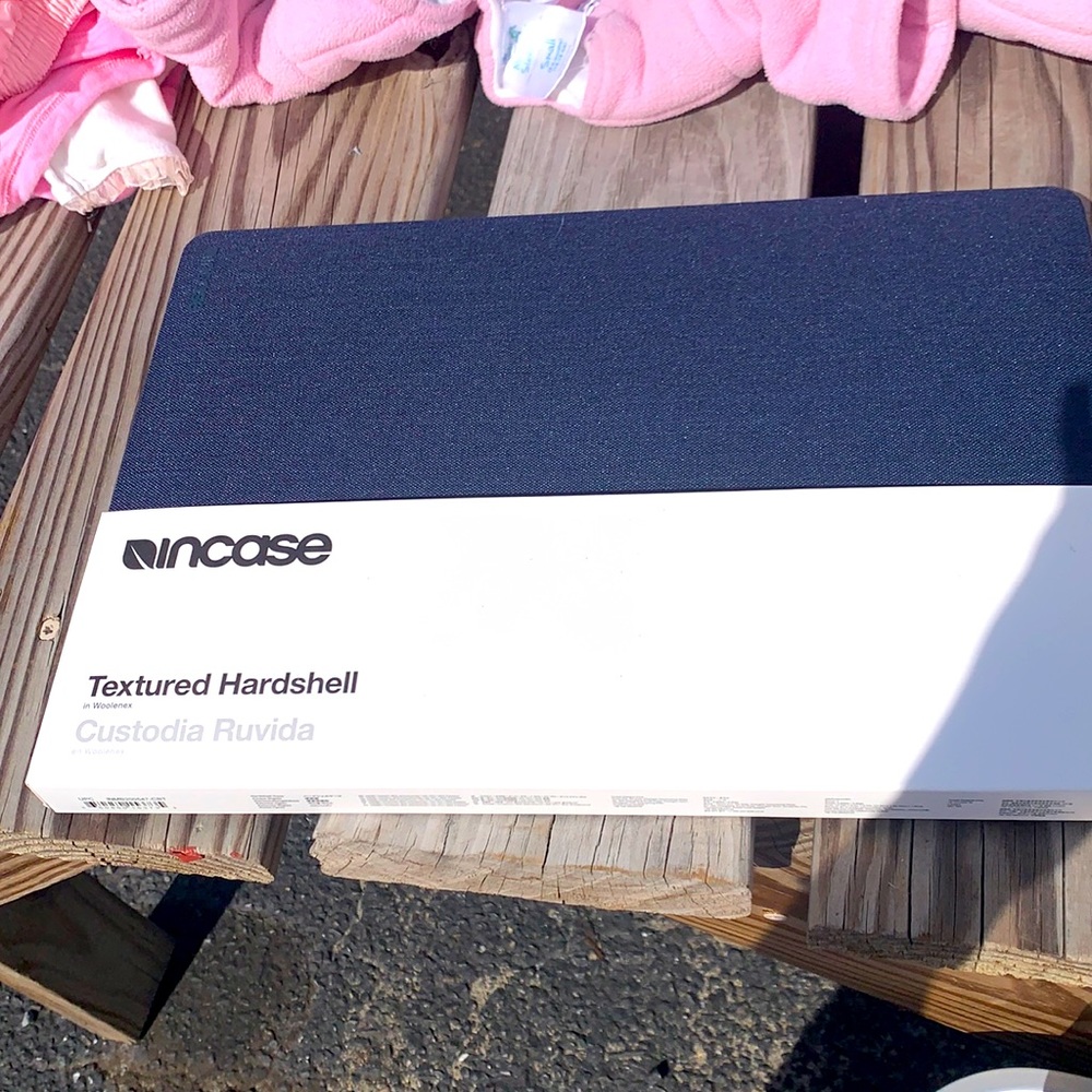 Navy blue ; brand new textured hard shell case for a 15 inch MacBook Pro